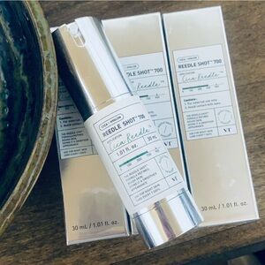 K-Beauty VT Cica Reedle Shot 700 Serum 1 Box